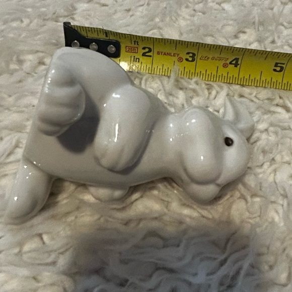 OMC Taiwan Porcelain Rabbit w Ears Laded Back giant feet 4.5x3 30% off w♥️ - Picture 5 of 6